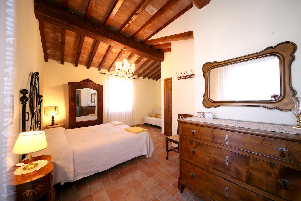 Agriturismo Borgo San Benedetto Villa Pietralunga  Oda fotoğraf