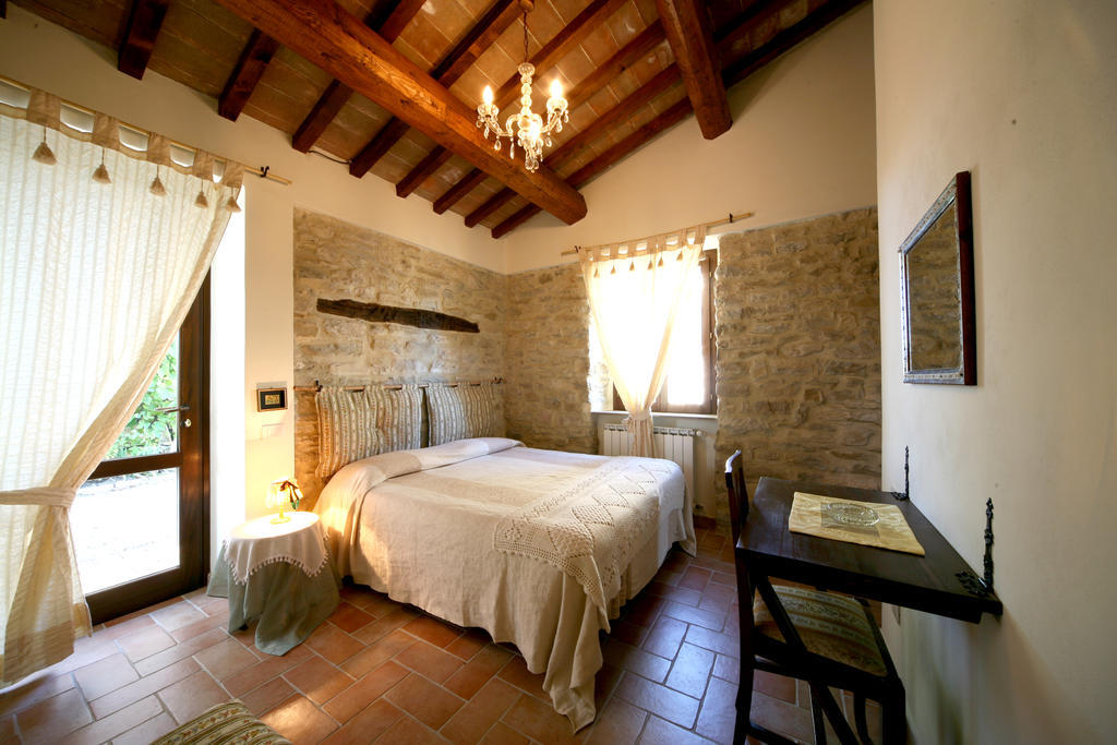 Agriturismo Borgo San Benedetto Villa Pietralunga  Oda fotoğraf